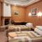 Sky High Hotel Airport 200 meters from the terminal