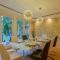 Riverfront Bed and Breakfast - North Vancouver