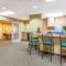 Extend-a-Suites - Extended Stay, I-40 Amarillo West - Амарилло