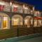 HOLIDAYS STUDIOS & APARTMENTS