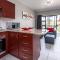 JoziStay @ Jackal Creek Apartments