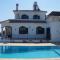 Villa Layla