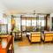 Foto: Temple 221 Spacious Modern 2 Bedroom Spa Apartment Beachfront Resort 30/47