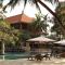 Puri Santrian Beach Resort And Spa - 沙努尔