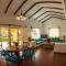 Amatique Bay Hotel