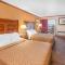 Ramada by Wyndham Mackinaw City Waterfront - Mackinaw City