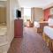 Ramada by Wyndham Niagara Falls/Fallsview - Niagara Falls