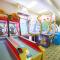 Ramada by Wyndham Des Moines Tropics Resort & Conference Ctr