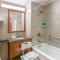 Ramada by Wyndham Flushing Queens