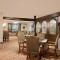 Ramada by Wyndham Pinewood Park Resort North Bay