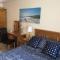 B2 Waterfoot Apartment