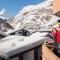 BaseCamp Hotel
