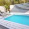 Foto: 2 Bedrooms Suite in Tiberias with Pool
