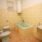 Apartments by the sea Vinisce, Trogir - 4892