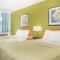 Days Inn & Suites by Wyndham Bridgeport - Clarksburg - Bridgeport