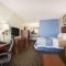 Days Inn by Wyndham Champaign/Urbana - شامبين