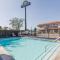 Days Inn by Wyndham Castaic Six Flags Magic Mountain - Castaic