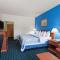 Days Inn & Suites by Wyndham Cambridge