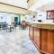 Days Inn & Suites by Wyndham Vancouver - فانكوفر