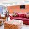 Days Inn & Suites by Wyndham Marquez