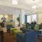 Days Inn & Suites by Wyndham Belmont