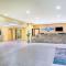Days Inn & Suites by Wyndham El Dorado