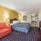 Days Inn & Suites by Wyndham Warner Robins Near Robins AFB - Warner Robins