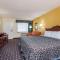 Days Inn & Suites by Wyndham Warner Robins Near Robins AFB - Warner Robins