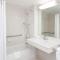 Days Inn & Suites by Wyndham Arlington Heights