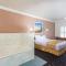 Days Inn & Suites by Wyndham South Gate