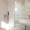 Apartments by the sea Milna, Vis - 8895