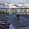 Foto: Chic style 2 bedroom apartment, great views of Piraeus cruise port 1/26