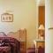 Hotel Suites Unic Renoir Saint-Germain