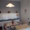 Como Ricky Apartment with Terrace & Green Area, Parking Nearby