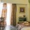 CENTRAL guest room
