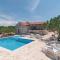 Foto: Family friendly house with a swimming pool Postira, Brac - 15021 13/18