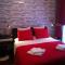 Alex Rooms