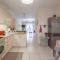 Athens Cosy Gem - Elegant 2BR Residence - 10 min to Acropolis by metro