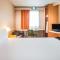 B&B HOTEL Niort Sud Venise Verte