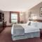 Super 8 by Wyndham Lake Country/Winfield Area