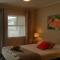 Six On Union Motel