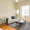 Foto: Bright 3 Bed Apartment in Central Lisbon 1/24