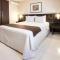 Crystal Plaza Hotel