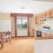 Super 8 by Wyndham Marshalltown