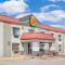 Super 8 by Wyndham Marshalltown