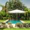 Villa YENMOZ en exclusivité avec piscine privée dans la Palmeraie