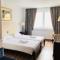 Hotel EKA
