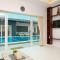 Foto: Gorgeous House with Amazing Pool View | Full Amenities 18/40