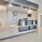 B&B HOTEL FREJUS Puget-sur-Argens