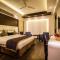 Hotel Grand Godwin Near New Delhi Railway Station